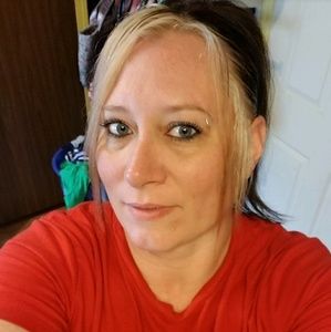 Meet your Posher, Carrie